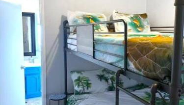 Coastal Charm · Modern Comfort · Ocean View! - Foto 2