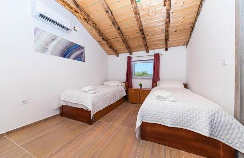 Cozy Home In Ugljane With Wifi - Foto 27