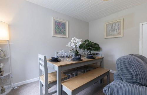 Charming 3-Bed Cottage by the River Usk - Foto 11