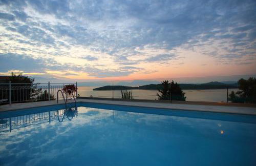 Villa Myrtis - Foto 1