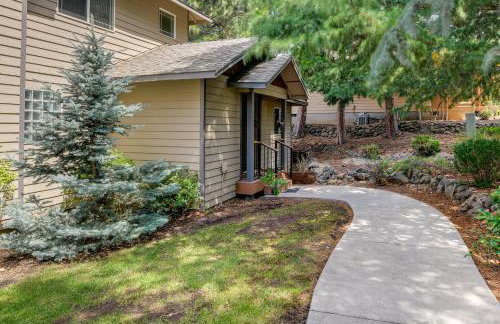 Resort-Style Klamath Falls Home, Golf Course View! - Foto 23