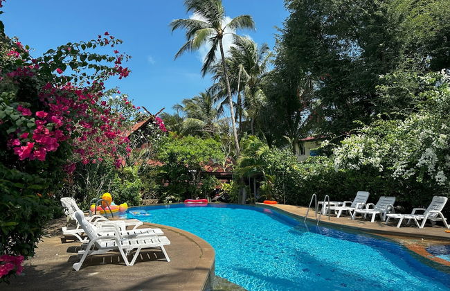 Beachside 3-bedroom Townhouse w Private Pool at 70 Meters From Beach - Foto 26