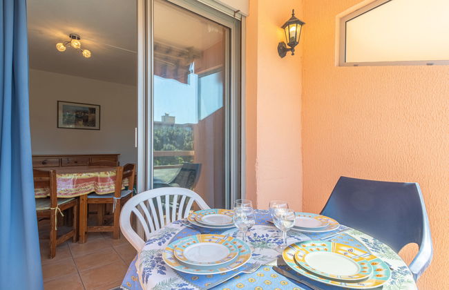 2 bedroom Apartment in Bormes-les-Mimosas with garden and terrace - Photo 16