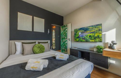 Emihouse Riverside Two-Bedroom Apartments - Free Parking, City Center - Foto 2