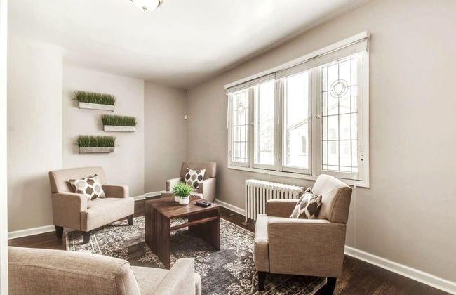 Great 6 Bedroom Peaceful Family Retreat in the University District - Foto 24