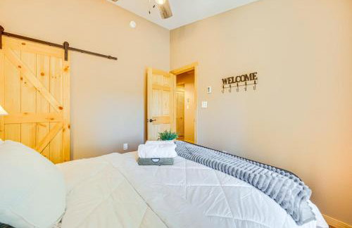 Cabin in Eleven Mile Village with Patio and Gas Grill! - Foto 15