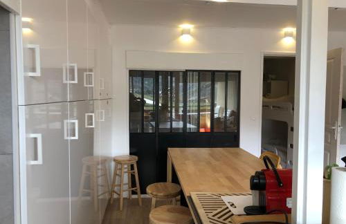 Les alpages - lit queen size - centre station - Foto 10