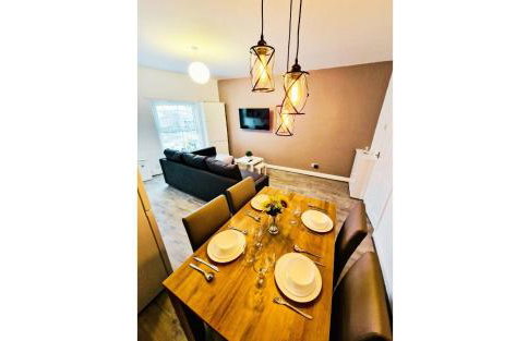 Lodginet Stays - County View - 1BR Flat 4 - Photo 9