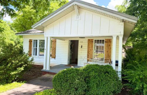 Downtown Gem- Walking Distance to Newton Square - Photo 10