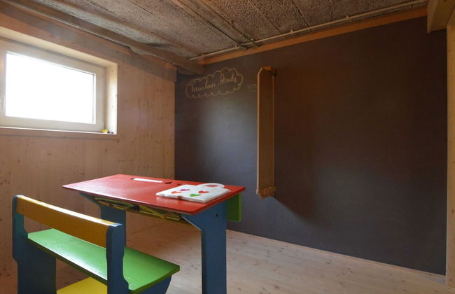 Apartment in Liege With Sauna & Hot Tub - Photo 28