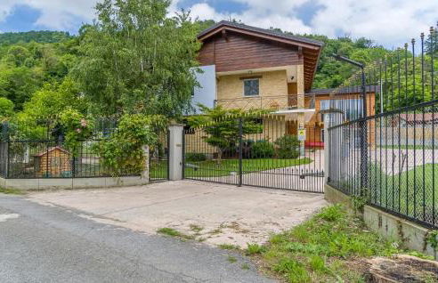 Stunning Home In Chiusa Di Pesio - Photo 11