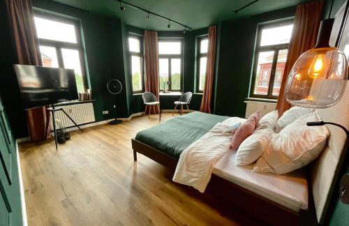 Schicke & zentrale Altbauwohnung - Photo 5