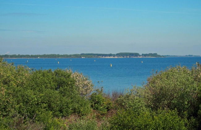 Detached Single Story Holiday Home Near the Sea - Photo 31