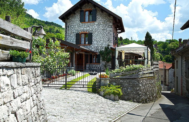 Cottage in Italy With Alpine Fireplace - Foto 32