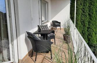 Apartment Idyll mit Loggia und Garten by Interhome - Foto 3