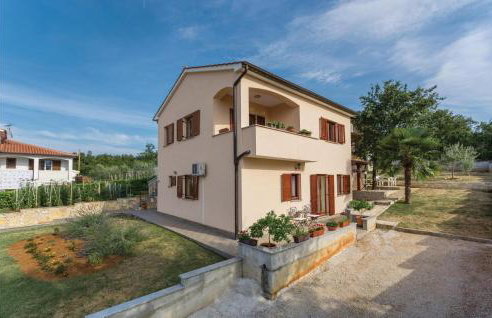 Two-Bedroom Apartment In Radmani - Photo 5