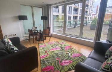 Desirable, Fashionable 2bed Flat in Chelsea - Foto 1