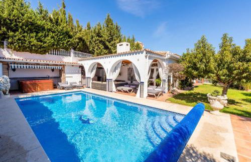 Villa El Coto - Photo 1