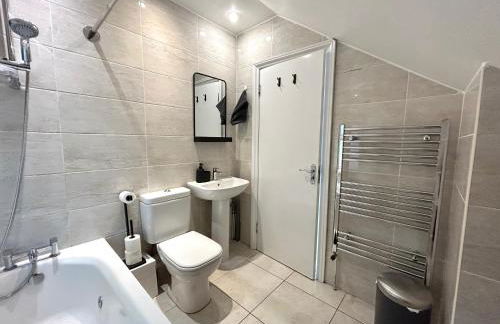 Cosy 3 Bedroom Flat, Hackney Central - Foto 10