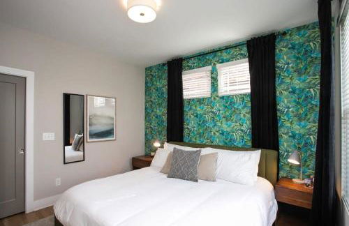 2 Miles to Broadway w Rooftop Deck Grill & Garage - Foto 19