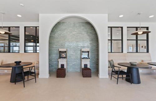 Vibrant 1BD 1BA Pool, Gym, HTub, Bowling and More - Foto 35