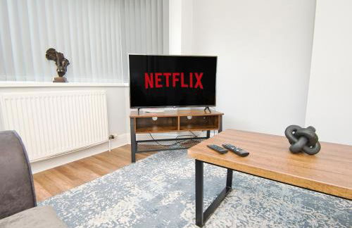 Cosy 3 bed with Parking- Family and Contractors - Foto 6