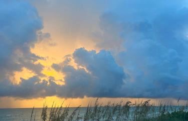 Remote Island Retreat with Private Ferry, Pool, Beach - Foto 56