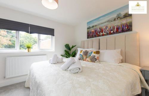 Contractors 3 Bed 2Bath House Free Off Street Parking for 2 Cars WiFi Stevenage Self Catering Sleeps 5 Guests By White Orchid Property Relocation - Foto 39