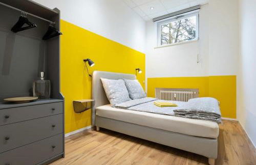 Big Central Apartment near Rotkreuzplatz with 3 BR for 12 PAX - Photo 16