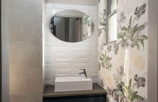 The Bond Square - Photo 12