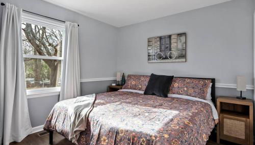 Downtown Gem, 2 Kings, 1 Queen, Newly Renovated - Foto 3