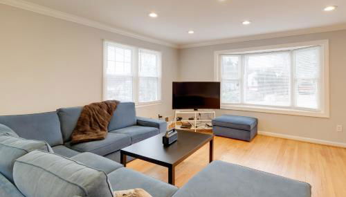 DC Area Home about 1 Mi to Metro WFH Friendly! - Foto 4