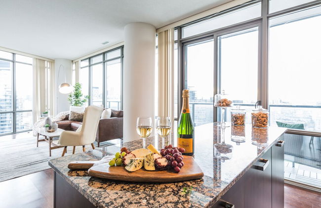 QuickStay - Luxury on Bay St. (Yonge & College) - Foto 38