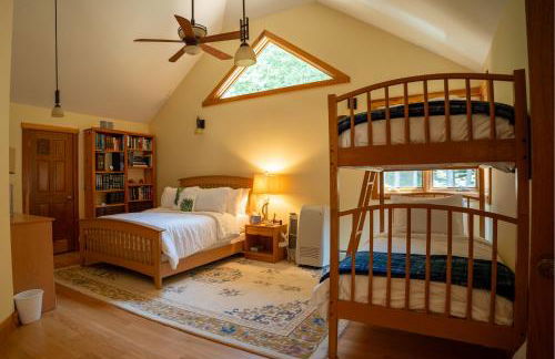 Rustic-modern Lake House in Milton Near Burlington and Eagle Mountain - Foto 19