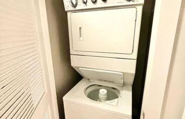 Cozy 2 Bedroom 2 Bathroom Condo with Pool, Gym, Spa - Foto 17