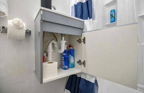 Central RVA Home 4 Bed, 3 Bath Getaway! - Foto 42