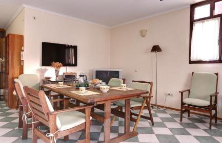 ASLANIS SOUROTI Family Home - Photo 8