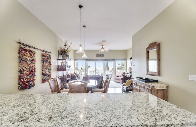 Seaside Pointe by Book That Condo - Foto 23