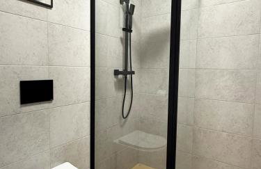 APARTAMENTY SZYNDZIELNIA NOWE BIZNESOWE STUDIO IDEALNA przestrzeń do PRACY i ODPOCZYNKU & PARKING - Workation - Bussiness Travel - Single Trip - Home Office - Delegacja - Służbowo - Foto 51