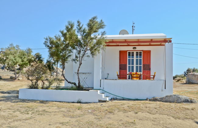 Ydreos Studios & Apartments - Photo 14