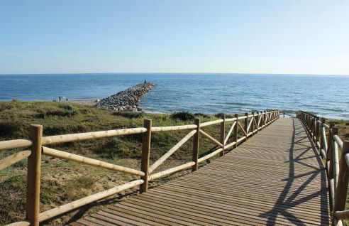 Sunny Apartment In Marbella - Photo 24