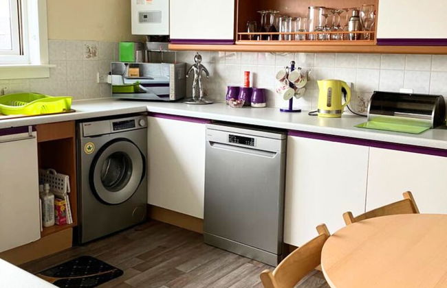 Central Falkirk 3 Bedroom Apartment - Foto 1