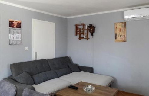 Awesome Apartment In Unije With Wifi - Foto 9