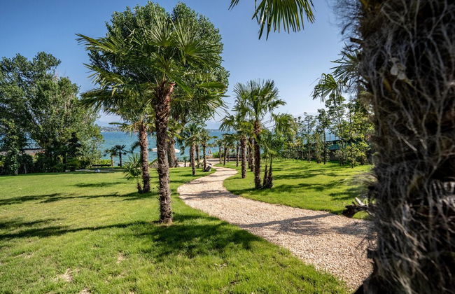 Charming Green and Blue Villa by Wonderful Italy - Photo 55