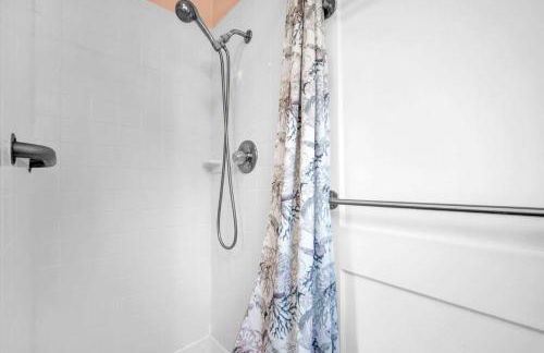 Bromeliad Bungalow - Downtown Cottage - Foto 27