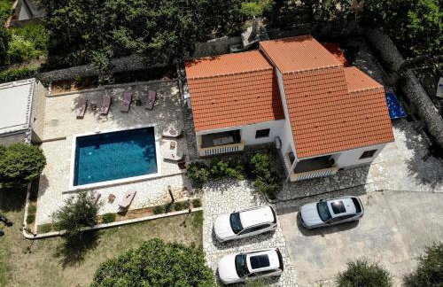 Villa Pag Dubrava Relax with Pool - Photo 2