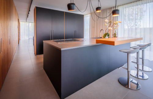 LUXURY VILLA RUBIN with Jacuzzi POOL GYM & SPA near Venice and Padua - Photo 22