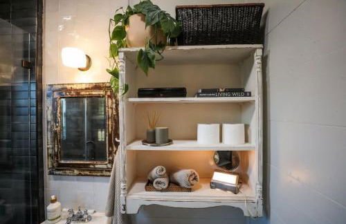 the reverie - romantic & eclectic with pool & hot tub at The Ponderosa - Foto 16