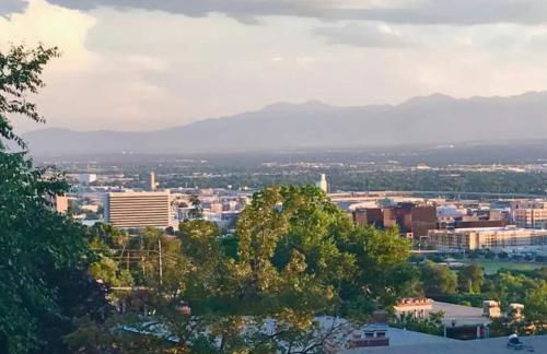 Capitol Retreats-views! Near Salt Palace,sleep 28 - Foto 14