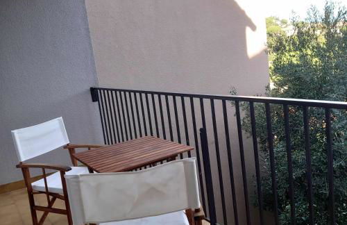 4SOM5- Appartement T2 avec jolie vue sur les collines - Foto 10